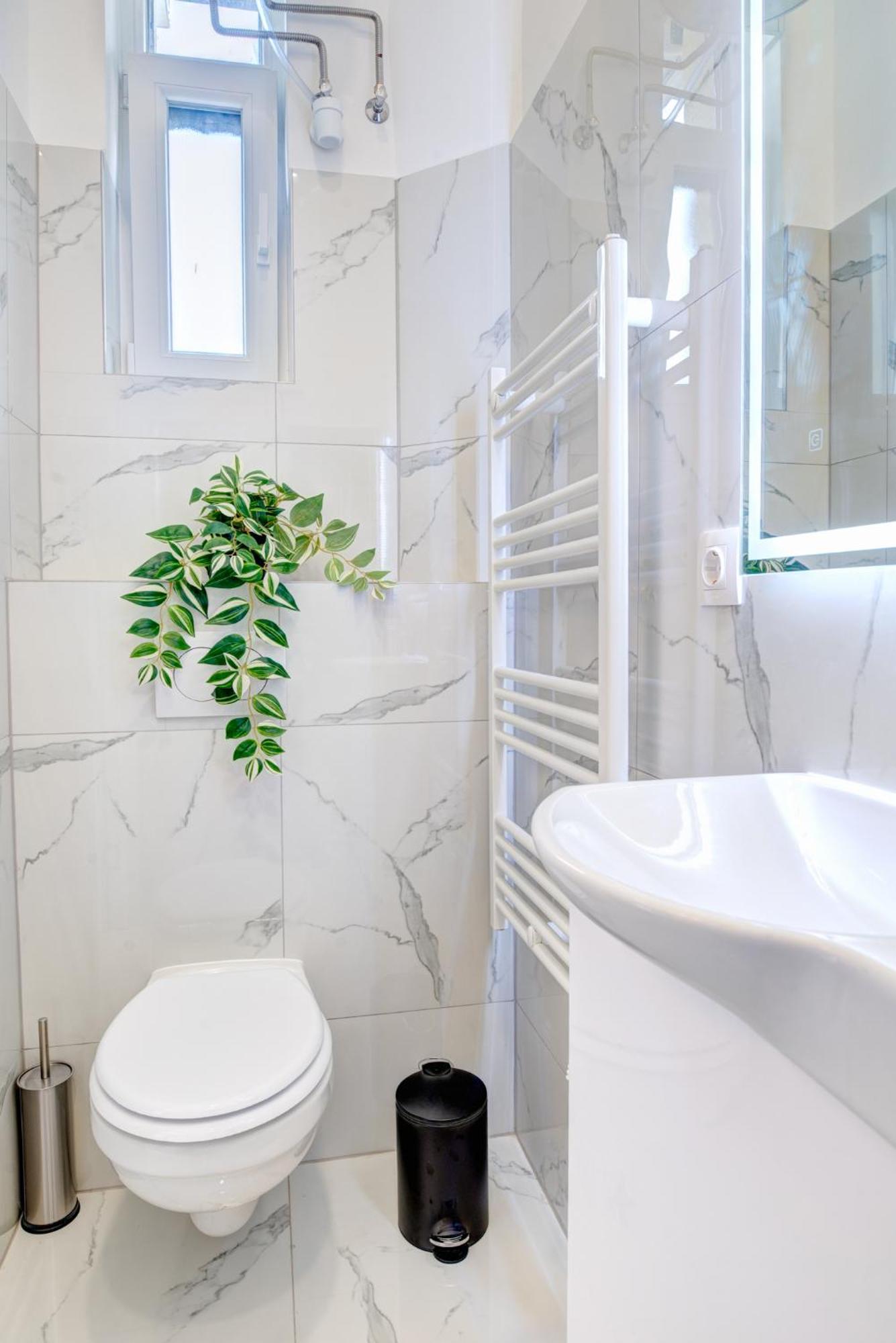 Amazing Raday Apartment